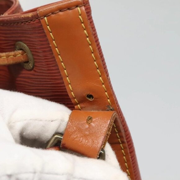 LOUIS VUITTON Epi Noe Shoulder Bag Zipangu Gold - Picture 9 of 16